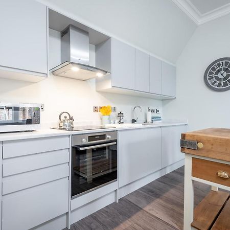 South Street Luxury Apartment * Central * Sleeps 4 세인트앤드루스 외부 사진
